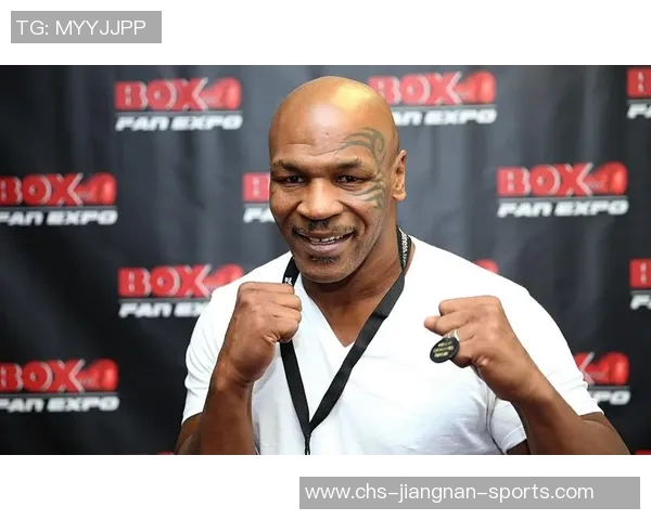 小罗伊琼斯与泰森的巅峰对决谁能称霸拳坛历史之战