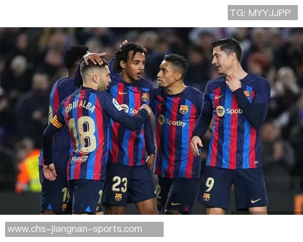 巴萨罗那主场迎战塞维利亚期待精彩对决与争夺三分的激烈较量 巴萨罗那主场迎战塞维利亚期待精彩对决与争夺三分的激烈较量